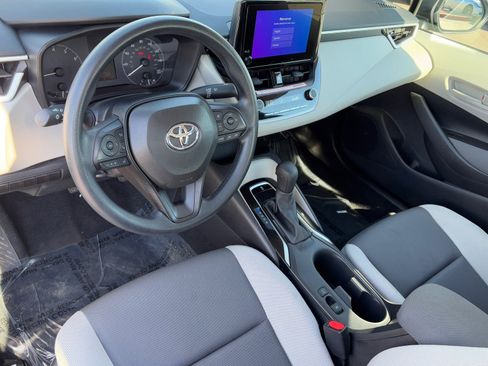 Certified 2025 Toyota Corolla LE image 18
