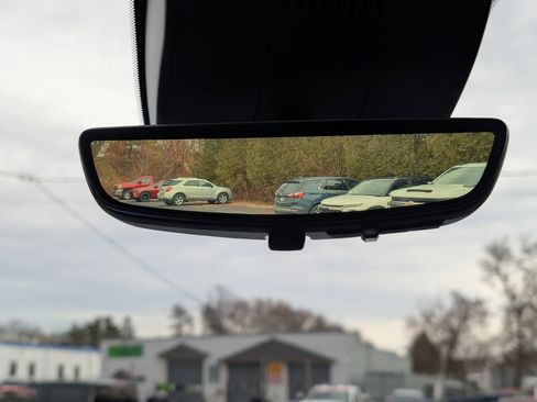 Used 2025 GMC Sierra 2500 AT4 w/ AT4 Premium Plus Package image 30