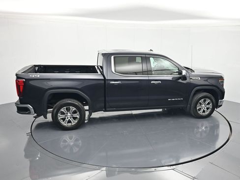Used 2025 GMC Sierra 1500 SLT AWD/4WD image 33