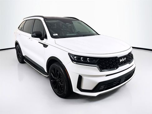 Used 2022 Kia Sorento SX image 1