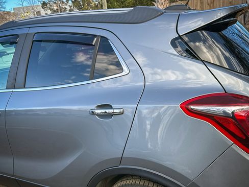 Used 2019 Buick Encore Sport Touring w/ Safety Package image 5