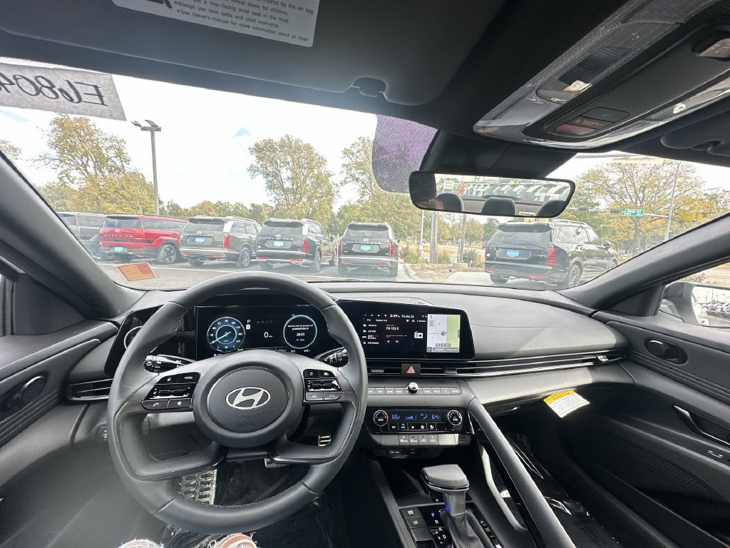 New 2026 Hyundai Elantra SEL FWD image 10