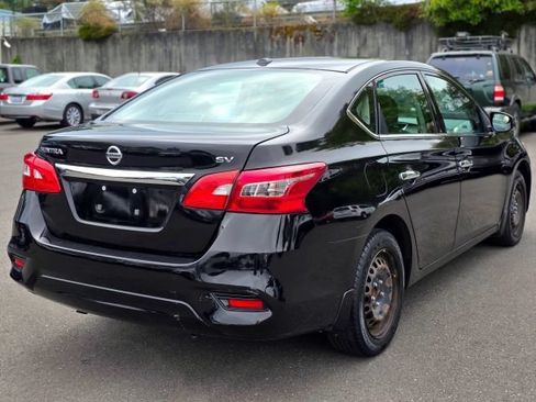 Used 2017 Nissan Sentra SV FWD image 7