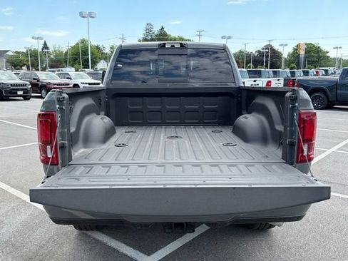 New 2026 RAM 2500 Laramie AWD/4WD image 7