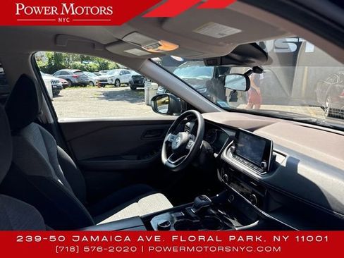 Used 2021 Nissan Rogue S image 22