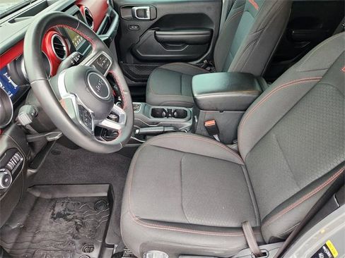 Used 2021 Jeep Wrangler Unlimited Rubicon image 14