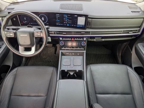 Used 2025 Hyundai Santa Fe Limited image 20