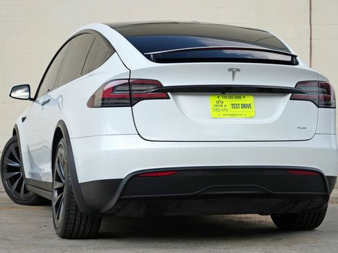 Used 2022 Tesla Model X Plaid AWD/4WD image 6