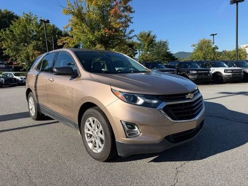 Used 2019 Chevrolet Equinox LS FWD image 7
