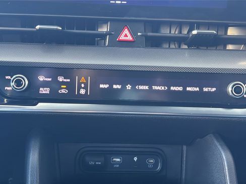 Used 2023 Kia Sportage SX FWD image 18