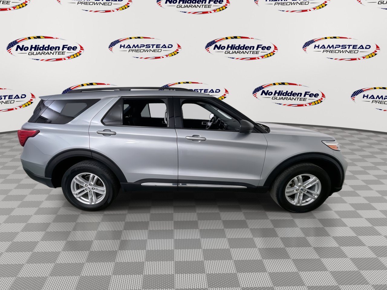 Used 2022 Ford Explorer XLT w/ Equipment Group 202A AWD/4WD image 10