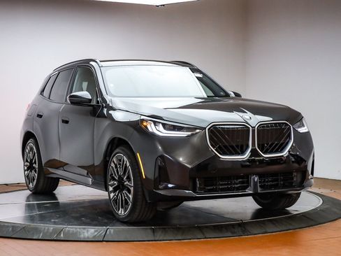 Used 2026 BMW X3 xDrive30i w/ M Sport Package AWD/4WD image 3
