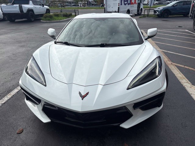 Used 2023 Chevrolet Corvette Stingray Coupe w/ 1LT RWD image 2