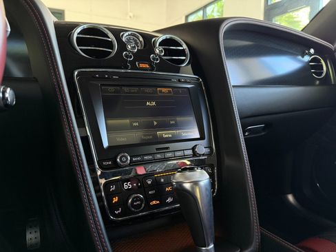 Used 2018 Bentley Flying Spur S W12 AWD/4WD image 47