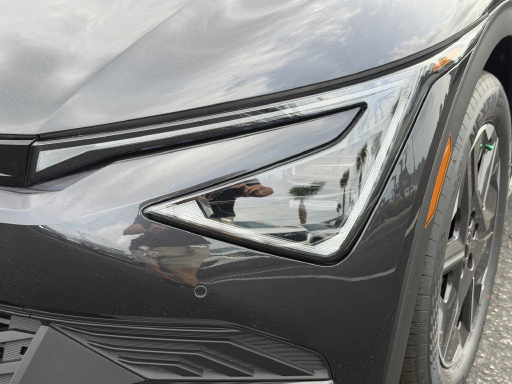 New 2026 Kia EV6 Light RWD image 10