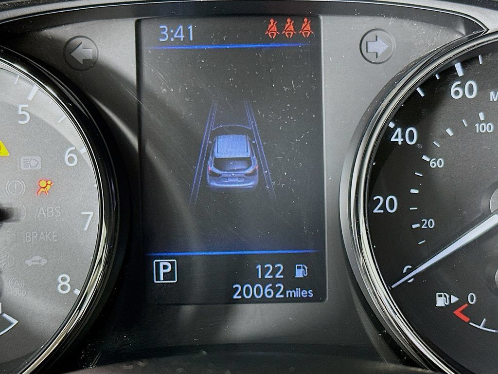 Certified 2021 Nissan Rogue Sport SL FWD image 18