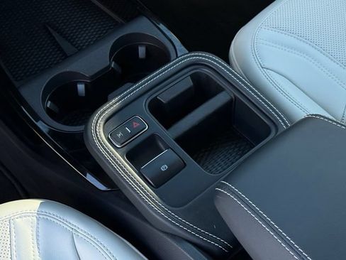 Used 2025 Ford Mustang Mach-E Premium AWD/4WD image 30