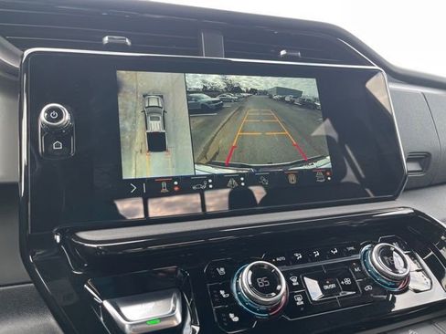 Used 2025 GMC Sierra 1500 AT4 w/ AT4 Premium Package image 20