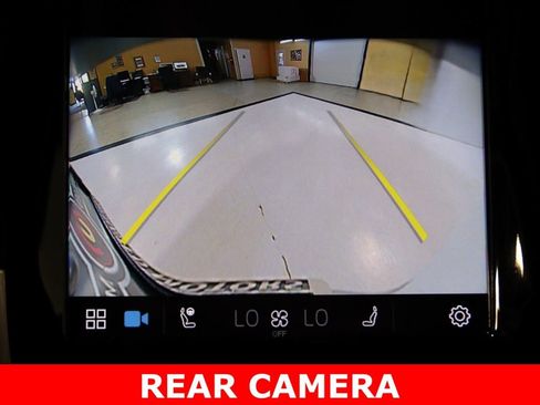 Used 2023 Volvo XC90 B6 Ultimate image 14