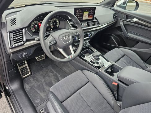 Certified 2025 Audi SQ5 Premium Plus w/ Premium Plus Package image 3