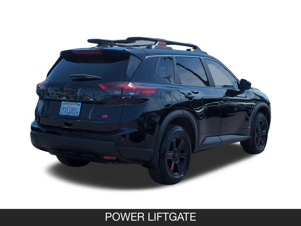 Certified 2026 Nissan Rogue SV AWD/4WD image 9