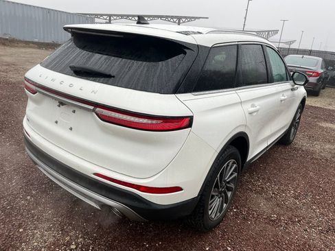 Used 2023 Lincoln Corsair Reserve image 10