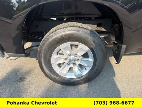 Used 2023 Chevrolet Silverado 1500 LT AWD/4WD image 27