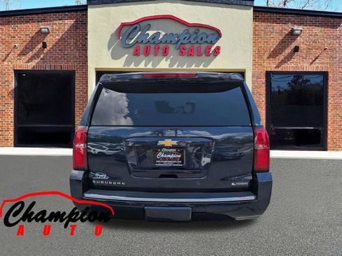 Used 2018 Chevrolet Suburban Premier AWD/4WD image 5