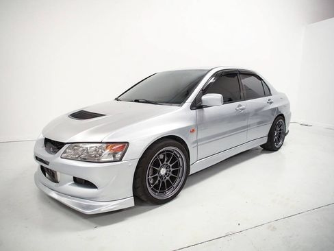Used 2003 Mitsubishi Lancer Evolution AWD/4WD image 1