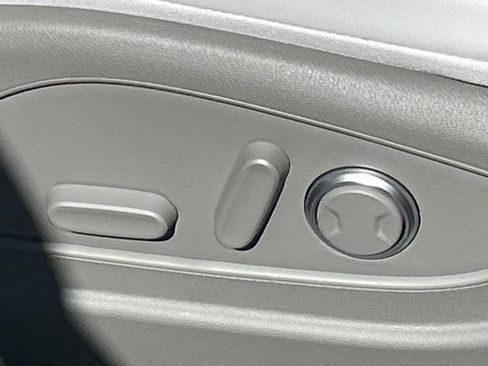 New 2026 Hyundai Palisade FWD Hybrid image 16