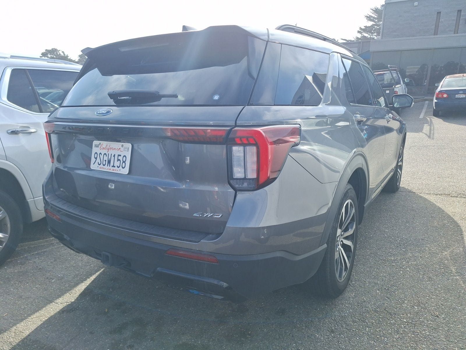 Used 2025 Ford Explorer ST-Line AWD/4WD image 12