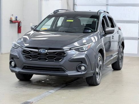 Used 2024 Subaru Crosstrek 2.5i Limited w/ Crosstrek Mirror Package AWD/4WD image 3
