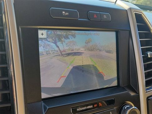 Used 2017 Ford F150 Lariat image 29