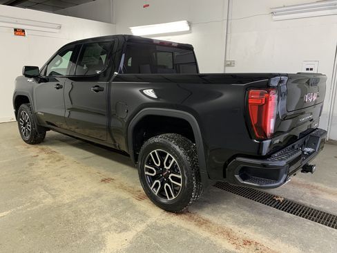 New 2026 GMC Sierra 1500 AT4 w/ Technology Package image 4
