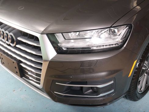 Used 2018 Audi Q7 3.0T Prestige w/ Prestige Package image 11