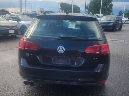 Used 2016 Volkswagen Golf SE FWD image 2