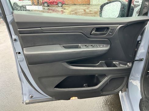 Used 2025 Honda Odyssey Sport-L image 23