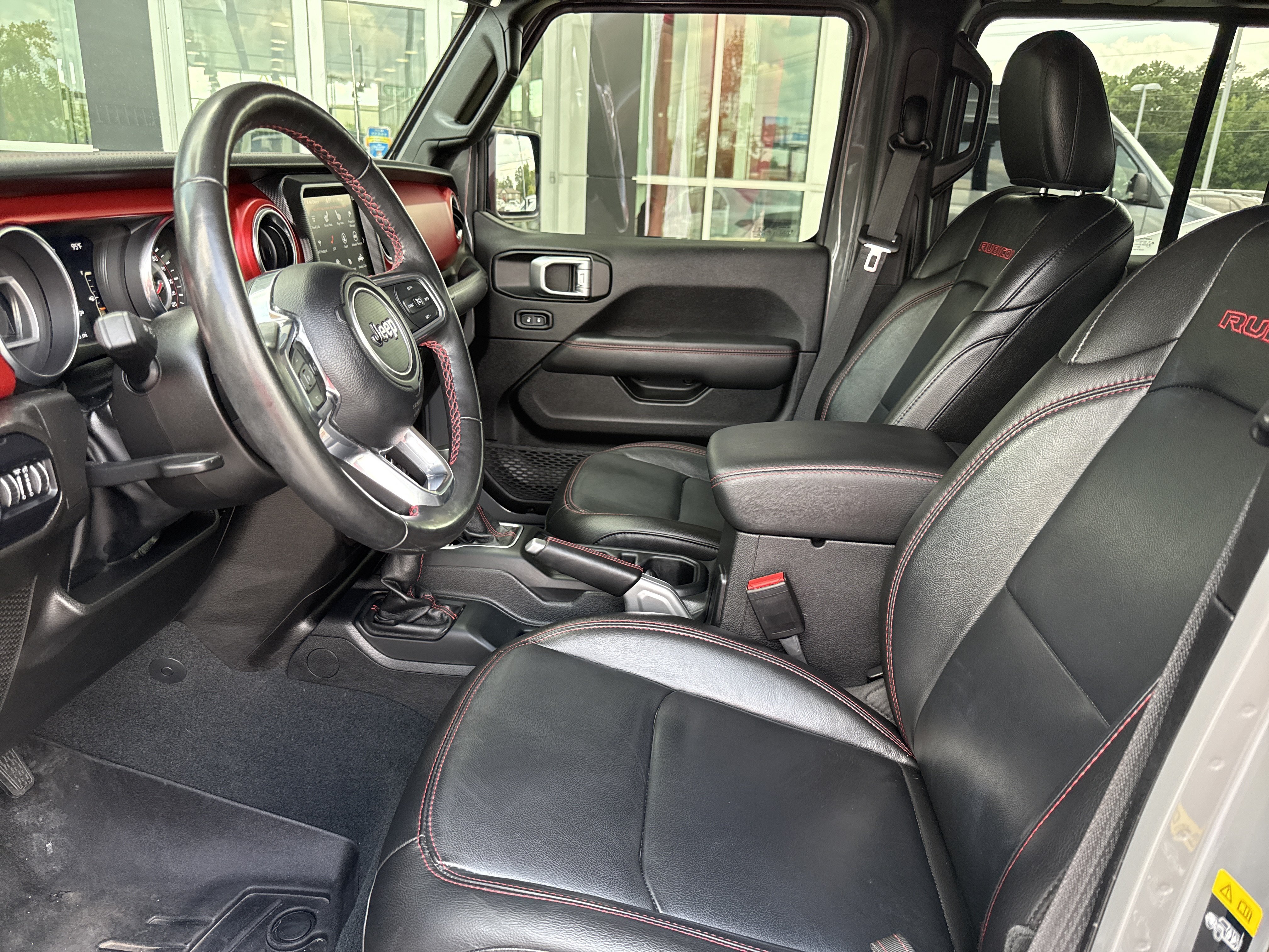 Used 2022 Jeep Gladiator Rubicon w/ LED Lighting Group AWD/4WD image 4