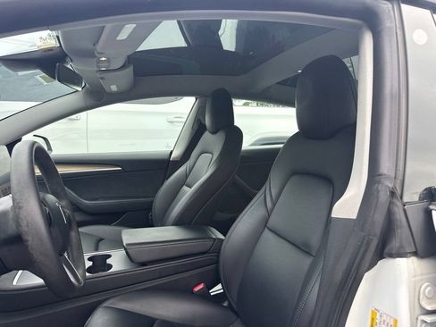 Used 2022 Tesla Model 3 Performance AWD/4WD image 7