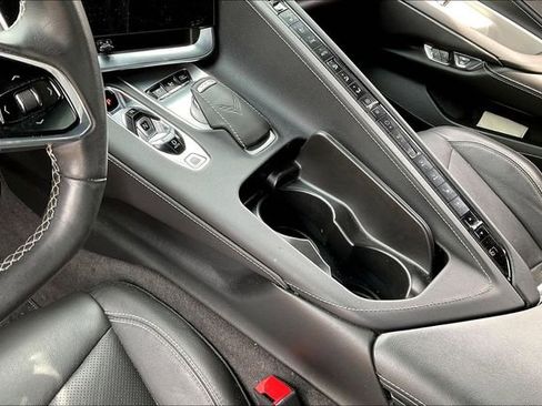 Used 2020 Chevrolet Corvette Stingray Preferred Cpe w/ 2LT Preferred Equipment Group RWD image 13