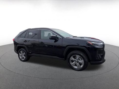 Used 2025 Toyota RAV4 LE image 2