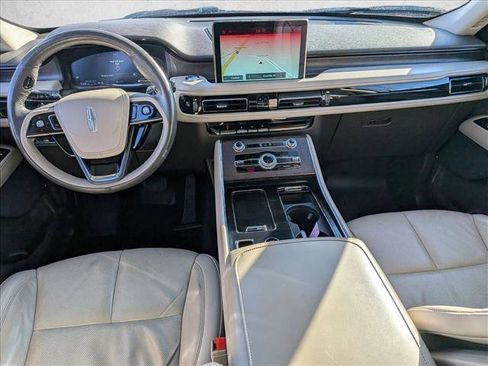 Used 2022 Lincoln Aviator Reserve w/ Equipment Group 201A image 17