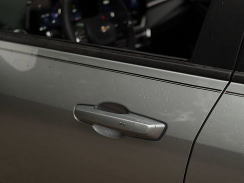 Used 2026 Chevrolet Equinox LT w/ LPO, Floor Liner Package FWD image 34