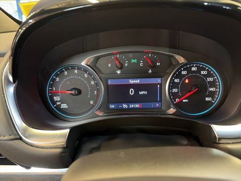 Used 2023 Chevrolet Traverse LT AWD/4WD image 29