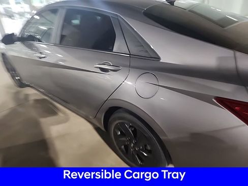 Used 2022 Hyundai Elantra SEL w/ Cargo Package image 15