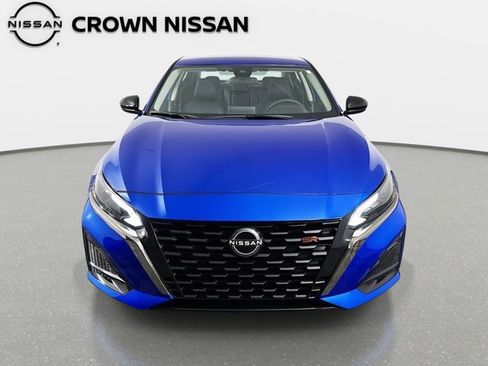 Certified 2025 Nissan Altima 2.5 SR image 2