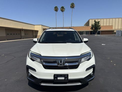 Used 2019 Honda Pilot Touring image 2
