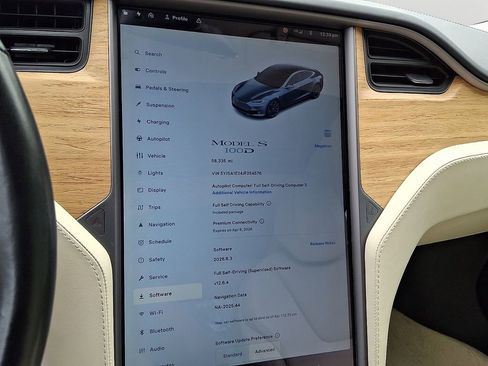 Used 2018 Tesla Model S 100D AWD/4WD image 26