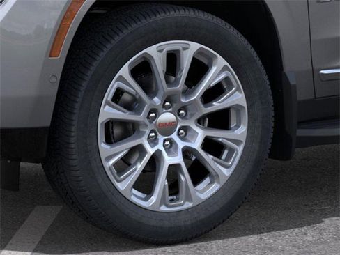 New 2026 GMC Yukon Denali image 9