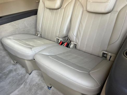Used 2014 Mercedes-Benz GL 450 4MATIC image 15